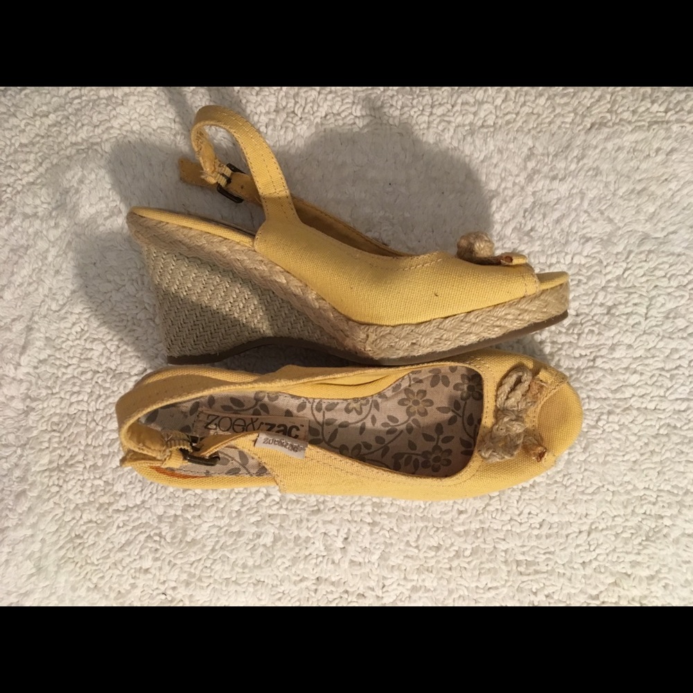 yellow wedges!